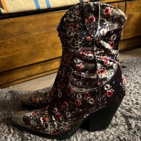 Free People Brayden Floral Print Western Boots - Picture 6 of 9